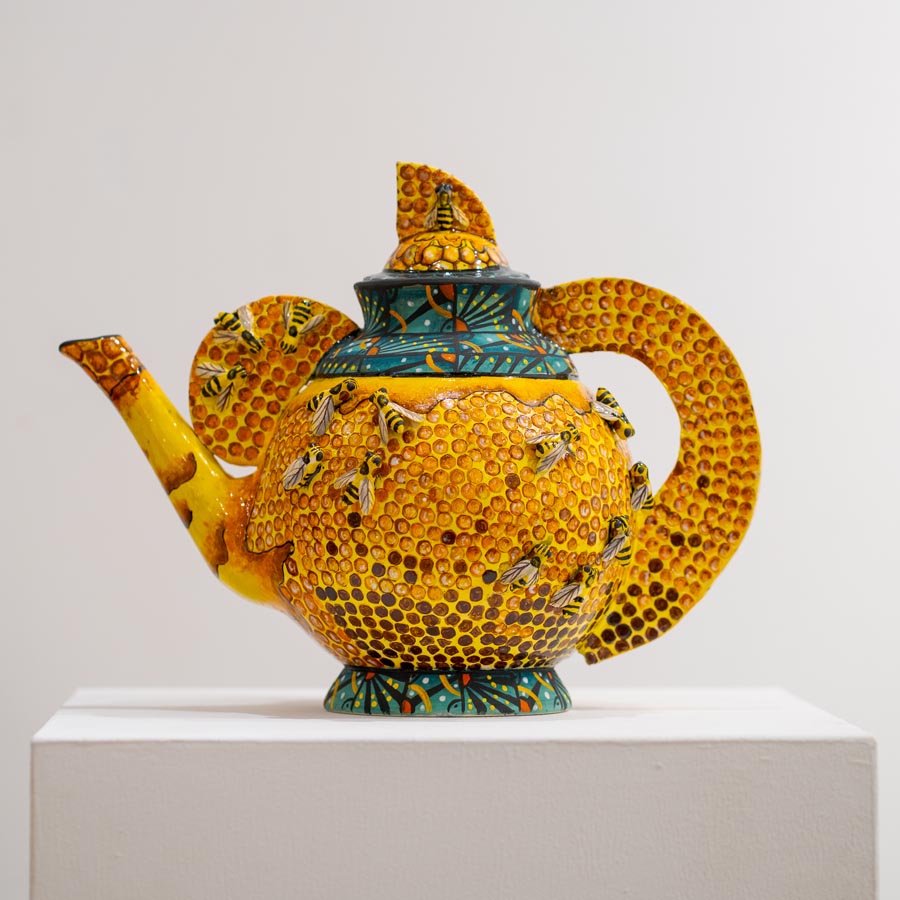 Dematerialize_Senzo Duma_Honey Bee Teapot